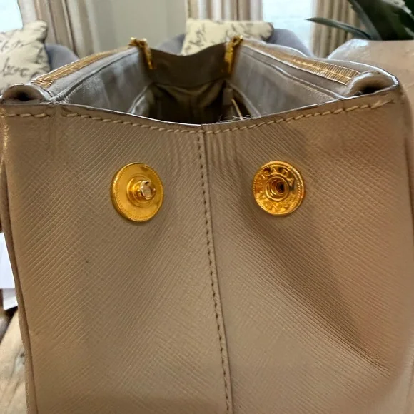 AUTHENTIC Prada Beige Leather Tote Bag ( with proof) - Picture 11 of 12